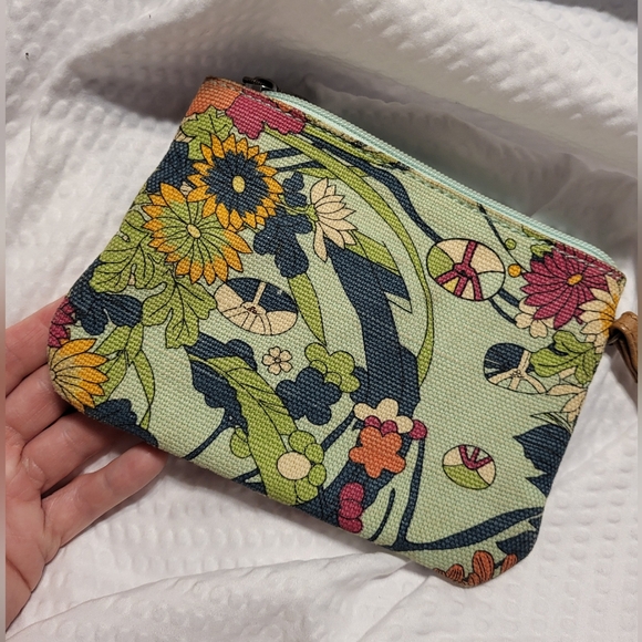Sakroots Floral Cloth Wristlet - Picture 4 of 10